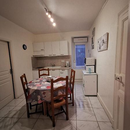 Les Geraniums Apartman Bains-les-Bains Kültér fotó